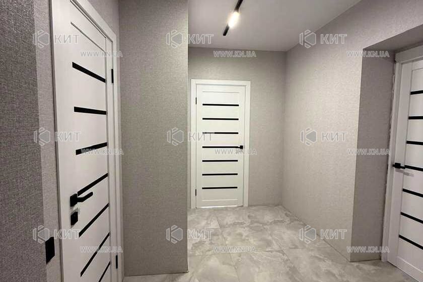 Продаж квартири Харків, ХТЗ, Рогань, 69м²
