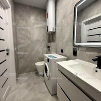 Продаж квартири Харків, ХТЗ, Рогань, 69м²