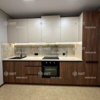 Продаж квартири Харків, ХТЗ, Рогань, 42м²