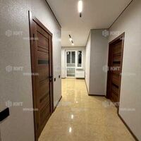 Продаж квартири Харків, ХТЗ, Рогань, 42м²
