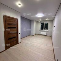 Продаж квартири Харків, ХТЗ, Рогань, 42м²