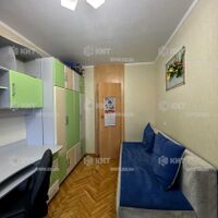 Продаж квартири Харків, ХТЗ, Рогань, 44м²
