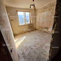 Продаж квартири Харків, ХТЗ, Рогань, 46м²