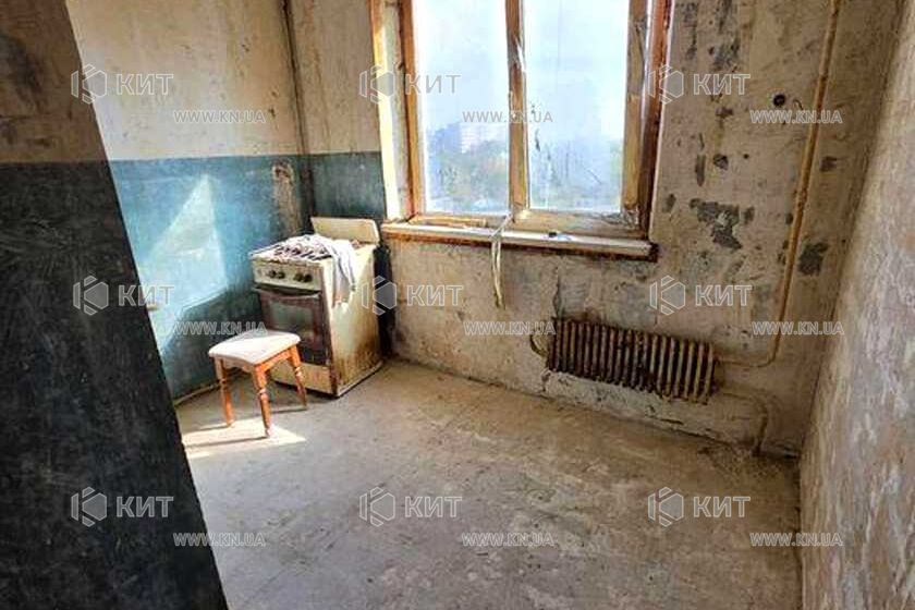 Продаж квартири Харків, ХТЗ, Рогань, 46м²