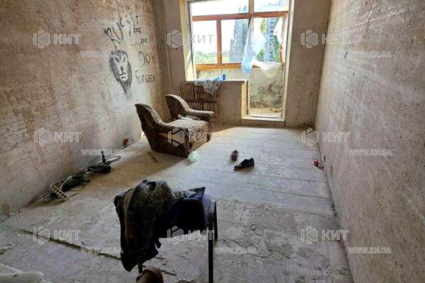 Продаж квартири Харків, ХТЗ, Рогань, 46м²