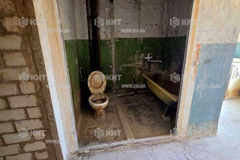 Продаж квартири Харків, ХТЗ, Рогань, 46м²