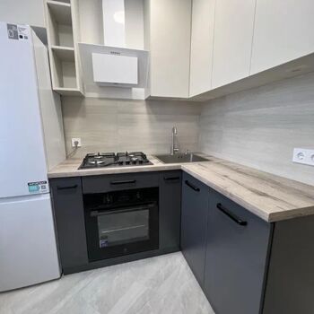 Продаж квартир - Харків,  Тракторобудівників пр.  140А