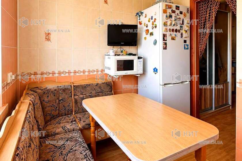 Продажа квартиры Харьков, Спортивная, Гагарина, Защитников, 65м²