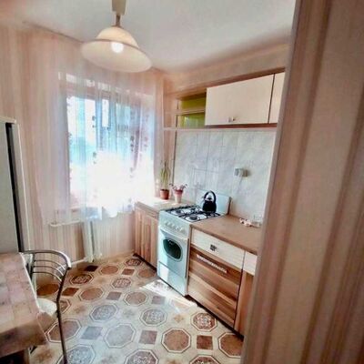 Продажа 	 Харків,  Аерокосмічний (Гагаріна) пр.   199
