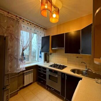 Продаж квартир - Харків,  Нюрнберзький (Таганський 2-й) пров.  7