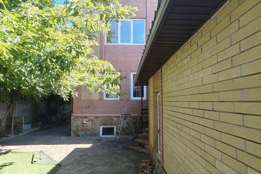 Продажа дома Харьков, Журавлевка, 470м²