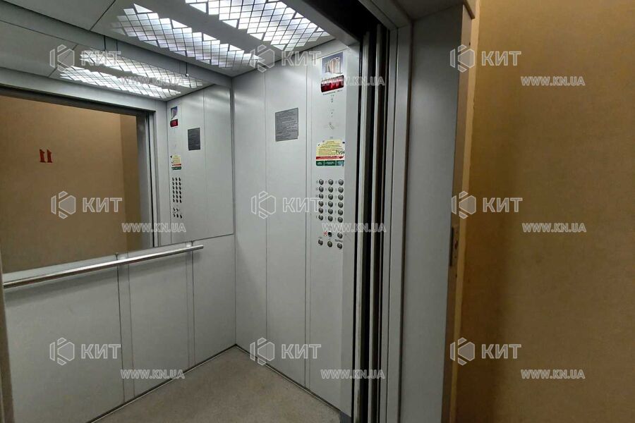 Продаж квартири Харків, Олексіївка, 50.1м²