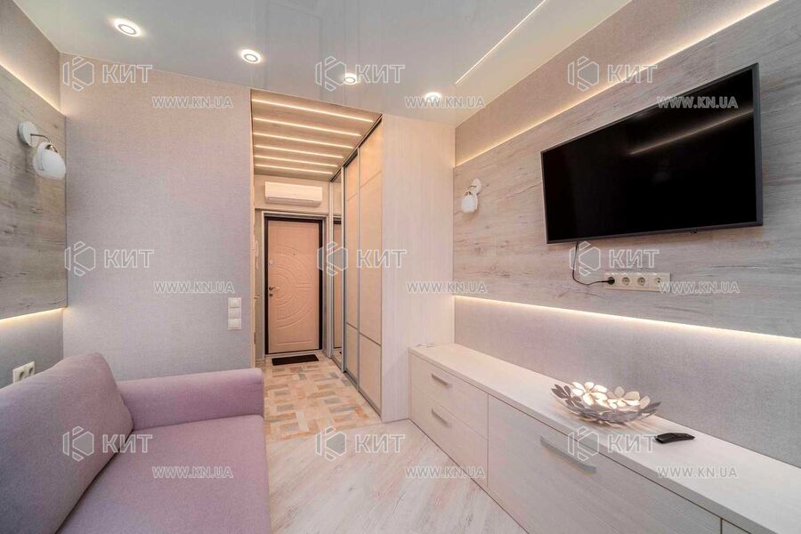 Продаж квартири Харків, Салтівка(Бараб.,Україна), 20м²
