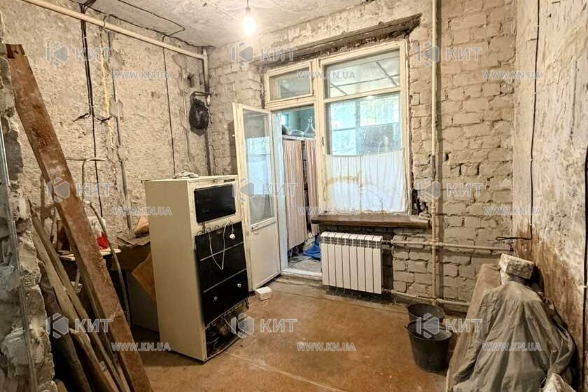 Продаж квартири Харків, ХТЗ, Рогань, 37.6м²
