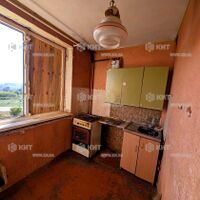 Продаж квартири Харків, ХТЗ, Рогань, 33м²