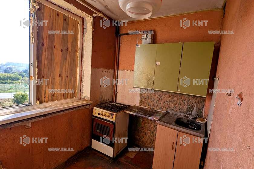 Продаж квартири Харків, ХТЗ, Рогань, 33м²