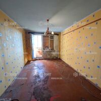Продаж квартири Харків, ХТЗ, Рогань, 33м²