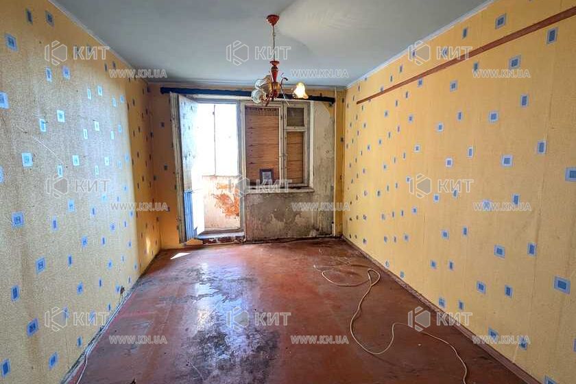 Продаж квартири Харків, ХТЗ, Рогань, 33м²