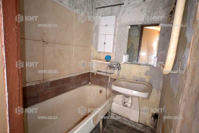 Продаж квартири Харків, ХТЗ, Рогань, 33м²