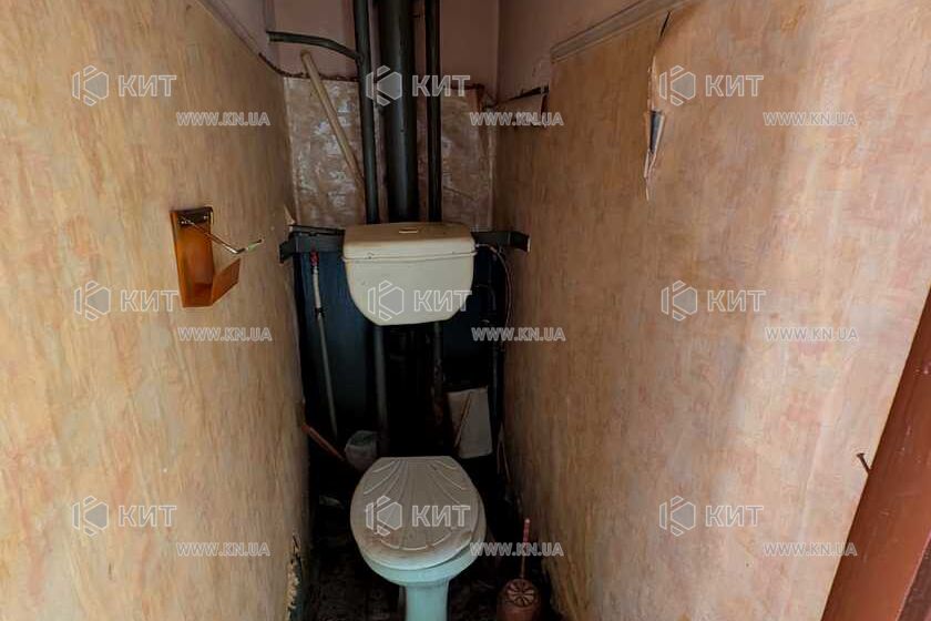 Продаж квартири Харків, ХТЗ, Рогань, 33м²