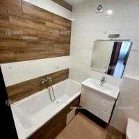 Продаж квартири Харків, ХТЗ, Рогань, 45м²