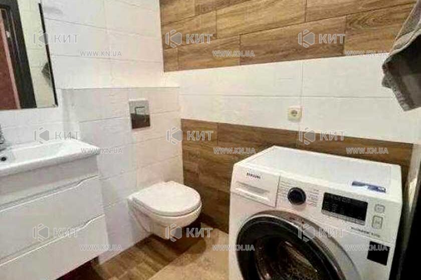 Продаж квартири Харків, ХТЗ, Рогань, 45м²