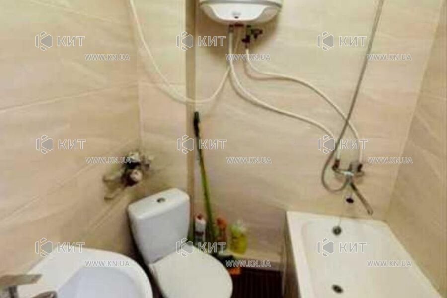 Продаж квартири Харків, ХТЗ, Рогань, 32м²