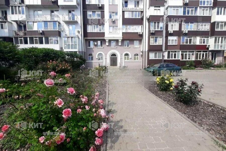 Продаж квартири Харків, ХТЗ, Рогань, 32м²