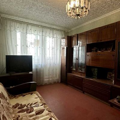 Продажа 	 Харків,  Луї Пастера вул.   322