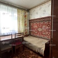 Продаж квартири Харків, ХТЗ, Рогань, 45.3м²