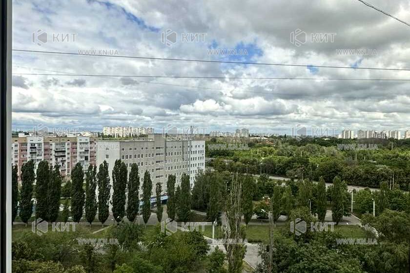 Продаж квартири Харків, ХТЗ, Рогань, 45.3м²