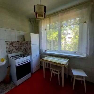 Продажа 	 Харків,  Науки (Леніна) пр.   74