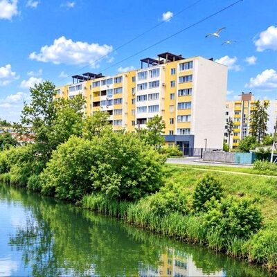Продажа 	 Харків, Річковий Квартал Франківська вул.   10