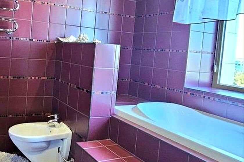 Продаж квартири Харків, Салтівка, 521 мрн., 146м²