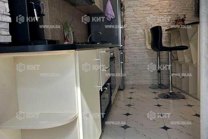Продаж квартири Харків, ХТЗ, Рогань, 35м²