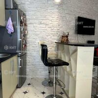 Продаж квартири Харків, ХТЗ, Рогань, 35м²