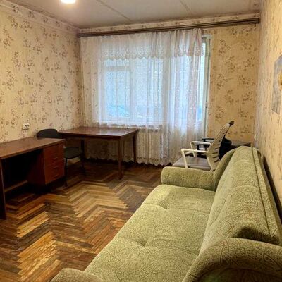 Продажа 	 Харків,  Амосова (Корчагінців) вул.   1
