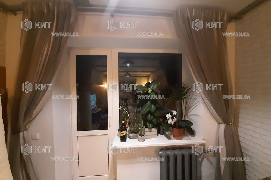 Продажа квартиры Харьков, ХТЗ, Рогань, 33м²