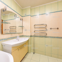 Продажа квартиры Харьков, Спортивная, Гагарина, Защитников, 68м²