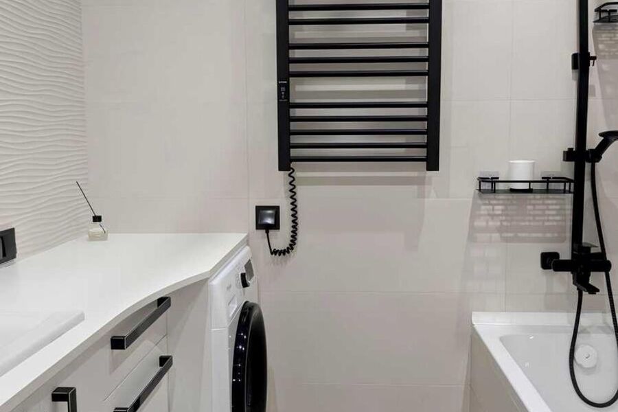 Продаж квартири Харків, ХТЗ, Рогань, 57.1м²