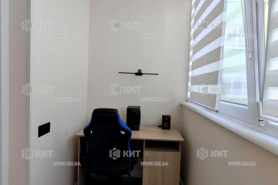 Продаж квартири Харків, ХТЗ, Рогань, 57.1м²
