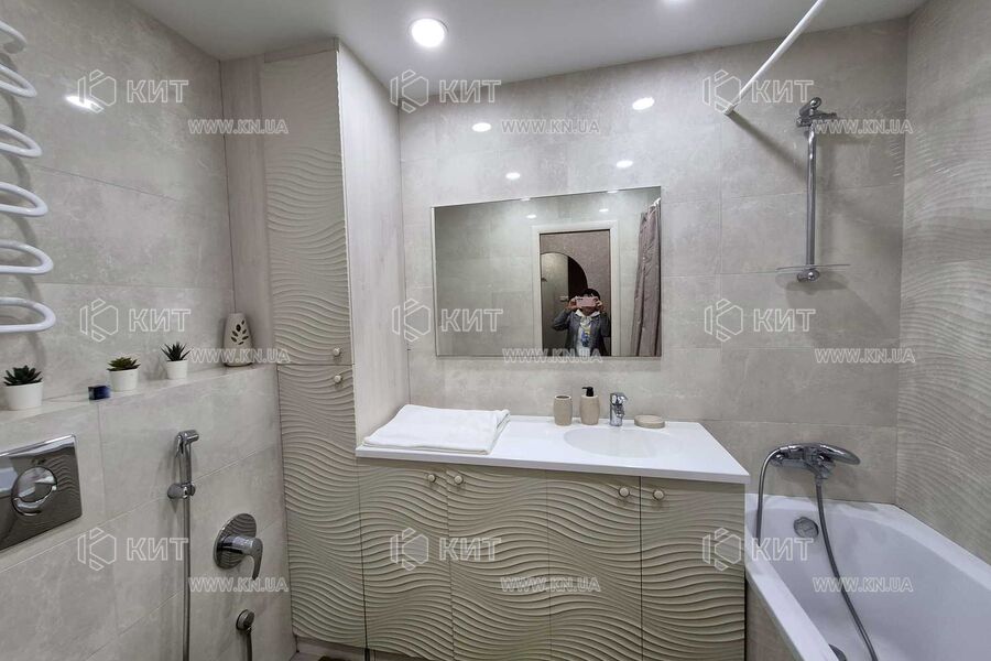 Продажа квартиры Харьков, Одесская, Основа, 68.2м²