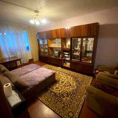 Продажа 	 Харьков,  Гвардейцев-Широнинцев ул.   14