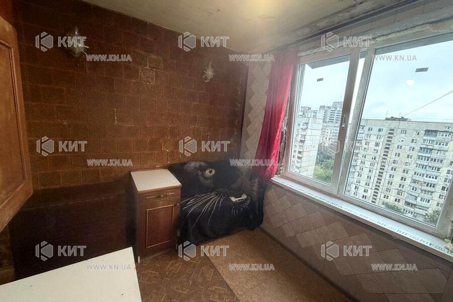Продаж квартири Харків, ХТЗ, Рогань, 33м²