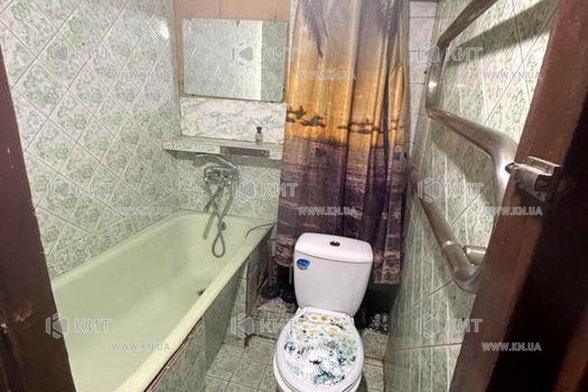 Продаж квартири Харків, ХТЗ, Рогань, 33м²