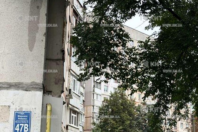 Продаж квартири Харків, ХТЗ, Рогань, 33м²