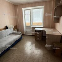 Продаж квартири Харків, ХТЗ, Рогань, 59м²