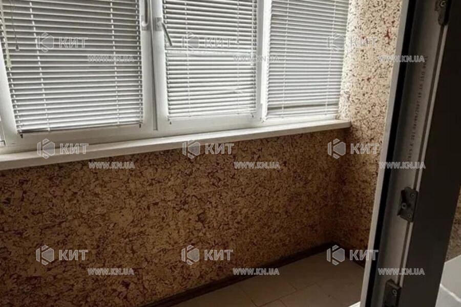 Продаж квартири Харків, ХТЗ, Рогань, 59м²