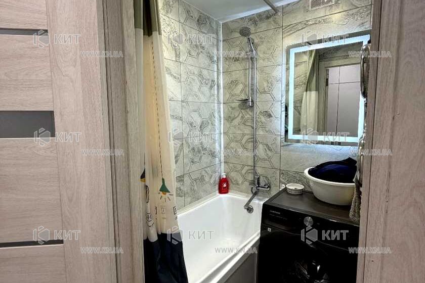Продажа квартиры Харьков, ХТЗ, Рогань, 33м²