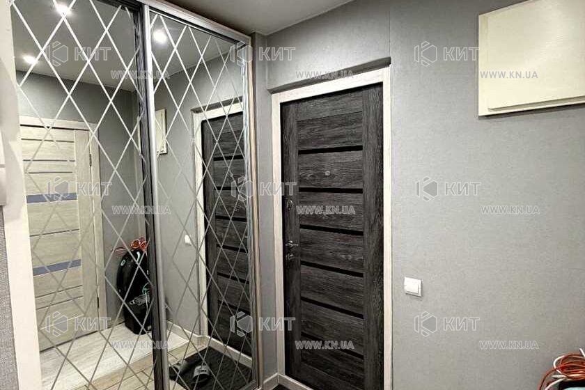 Продажа квартиры Харьков, ХТЗ, Рогань, 33м²